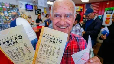 Fiebre de lotería en EE.UU con un bote de 900 millones de dólares