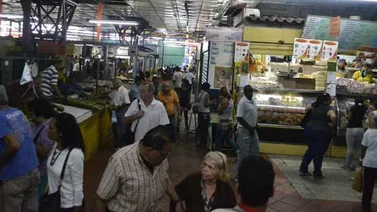 Se buscan 32 productos de la cesta básica