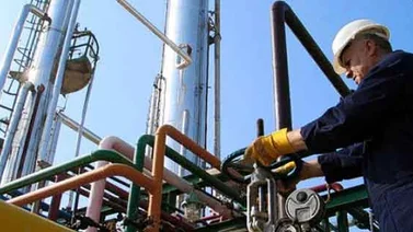 Precio del barril OPEP baja a 27,85 dólares