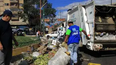 AMC se sumó al tradicional operativo de limpieza en Petare AMC se sumó al tradicional operativo de limpieza en Petare