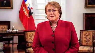 Bachelet celebra la promulgación de la gratuidad universitaria Bachelet celebra la promulgación de la gratuidad universitaria