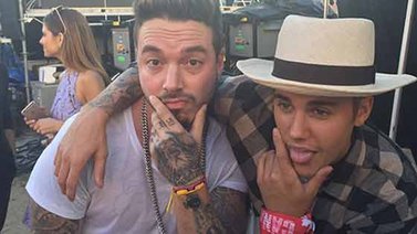 J Balvin quiere que Justin Bieber cante en español