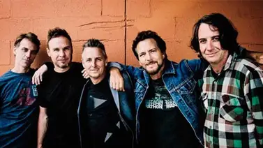 Pearl Jam cierra gira con concierto de tres horas y lo dedica a víctimas Pearl Jam cierra gira con concierto de tres horas y lo dedica a víctimas