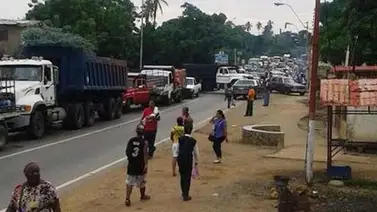 Cierran vía Cumaná-Carúpano por protesta Cierran vía Cumaná-Carúpano por protesta