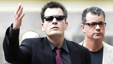 Charlie Sheen confirma que es VIH positivo