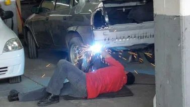 Matan a mecánico cuando salió a comprar una vela