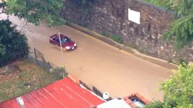 Fuertes lluvias inundaron calles de El Hatillo y La Boyera Fuertes lluvias inundaron calles de El Hatillo y La Boyera