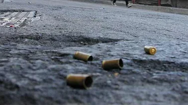 Muere joven tras recibir 20 impactos de bala
