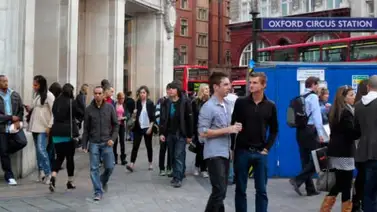 Por servicio de salud Londres cobrará a los turistas 76 euros Por servicio de salud Londres cobrará a los turistas 76 euros