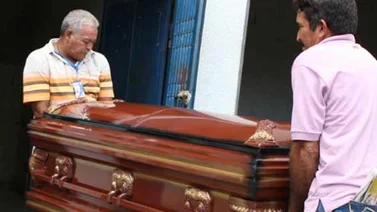 Niña muere accidentalmente al ahorcarse con una cuerda