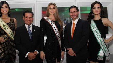 Faranduleros no se pelaron la Preventa del Bloque DEARMAS