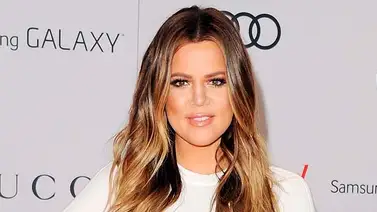 Khloé Kardashian se desnudó para la portada de su libro (+Fotos) Khloé Kardashian se desnudó para la portada de su libro (+Fotos)