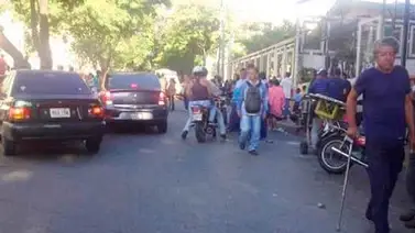 Reportan protesta en el Mercal de Catia Reportan protesta en el Mercal de Catia