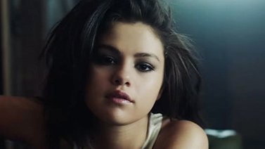 Selena Gómez estrena el tema "Me & The Rhythm" (+Audio)