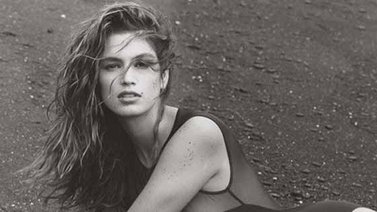 Cindy Crawford se desnuda para su autobiografía (+Fotos)