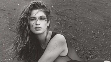 Cindy Crawford se desnuda para su autobiografía (+Fotos)