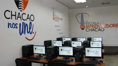 Alcalde inauguró la primera Escuela de Emprendimiento Alcalde inauguró la primera Escuela de Emprendimiento