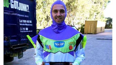Fanático de Toy Story cambia su nombre a Buzz Lightyear