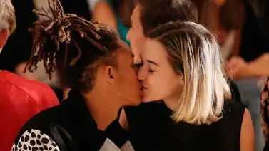 Jaden Smith "beso y beso" durante la Semana de la Moda de Nueva York Jaden Smith "beso y beso" durante la Semana de la Moda de Nueva York