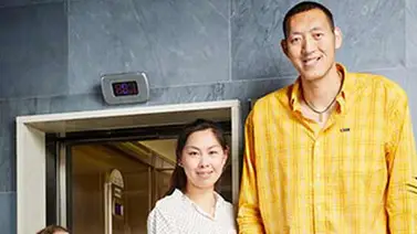 Atletas chinos consigue el récord Guinness al matrimonio más alto Atletas chinos consigue el récord Guinness al matrimonio más alto