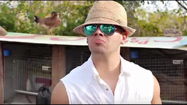 Hector Rivera presenta la parodia del cantante Wisin (Vídeo) Hector Rivera presenta la parodia del cantante Wisin (Vídeo)