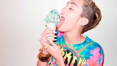 (Fotos) Miley Cyrus posa como una artista porno (Fotos) Miley Cyrus posa como una artista porno