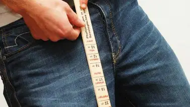 El hombre que asegura tener el pene más largo del mundo El hombre que asegura tener el pene más largo del mundo