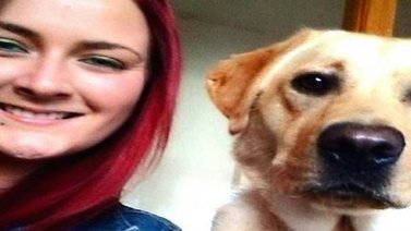 Perro salvó a su dueña de morir en un ataque epiléptico + Vídeo