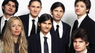 Siete hermanos estuvieron aislados en un apartamento por 14 años