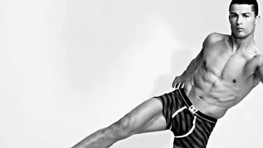 Con o sin Photoshop Cristiano está "rico" Con o sin Photoshop Cristiano está "rico"