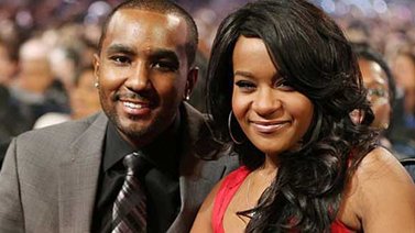 Demandan a novio de Bobby Kristina por suministrarle un "coctel tóxico"