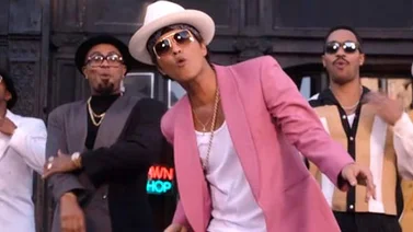 Unieron 280 películas para hacer el vídeo de Uptown Funk