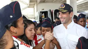 Capriles: El Gobierno quiere meter la política en todo Capriles: El Gobierno quiere meter la política en todo