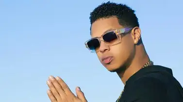 Fuego grabó junto a Fanny Lu su nuevo hit "Quiero Reír" Fuego grabó junto a Fanny Lu su nuevo hit "Quiero Reír"