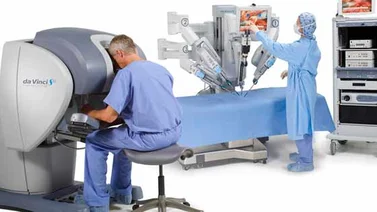 Realizan el primer trasplante renal con cirugía robótica