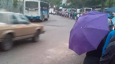 Los Teques, Caricuao y Las Adjuntas con mega colas por falta del Metro Los Teques, Caricuao y Las Adjuntas con mega colas por falta del Metro