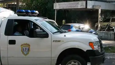 Hallan dos cadáveres desfigurados en la vía de El Junquito Hallan dos cadáveres desfigurados en la vía de El Junquito
