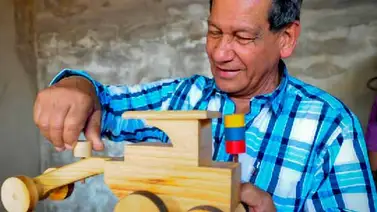 Luis Acuña: Un gobernador que se baña en aserrín Luis Acuña: Un gobernador que se baña en aserrín