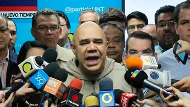 El "chiripero" opositor tiene varios toletes El "chiripero" opositor tiene varios toletes