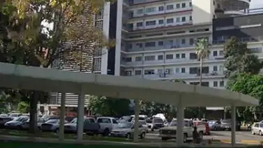 Al Clínico Universitario le falta más que "una ayudita" Al Clínico Universitario le falta más que "una ayudita"