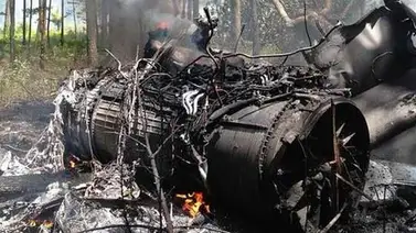 Avión militar estadounidense chocó contra una avioneta civil Avión militar estadounidense chocó contra una avioneta civil