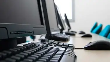 La compu más baratica cuesta 120 mil bolos La compu más baratica cuesta 120 mil bolos