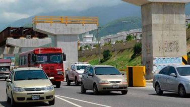 Mantendrán restricción vehicular en la Guarenas – Guatire