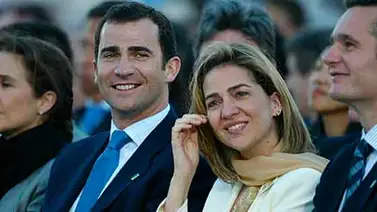 Rey Felipe retiró título de duquesa a su hermana Cristina Rey Felipe retiró título de duquesa a su hermana Cristina