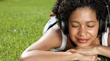 ¿Por qué se nos pone la piel de gallina al escuchar música? ¿Por qué se nos pone la piel de gallina al escuchar música?