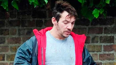 ¿Jonathan Rhys Meyers borracho de cantina?
