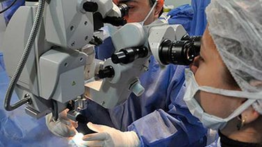 Millonarias operaciones en centros de salud privados