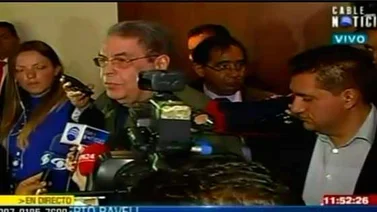 Alberto Ravell irrumpió en rueda de prensa de Tarek William Saab