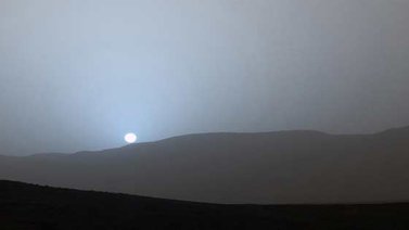 Curiosity captura al Atardecer Azul en Marte