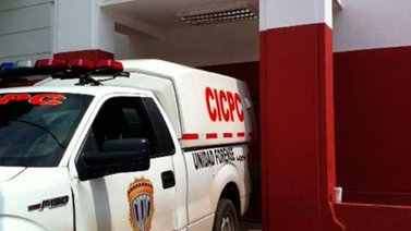 Siete cadáveres yacían amordazados en fosa común